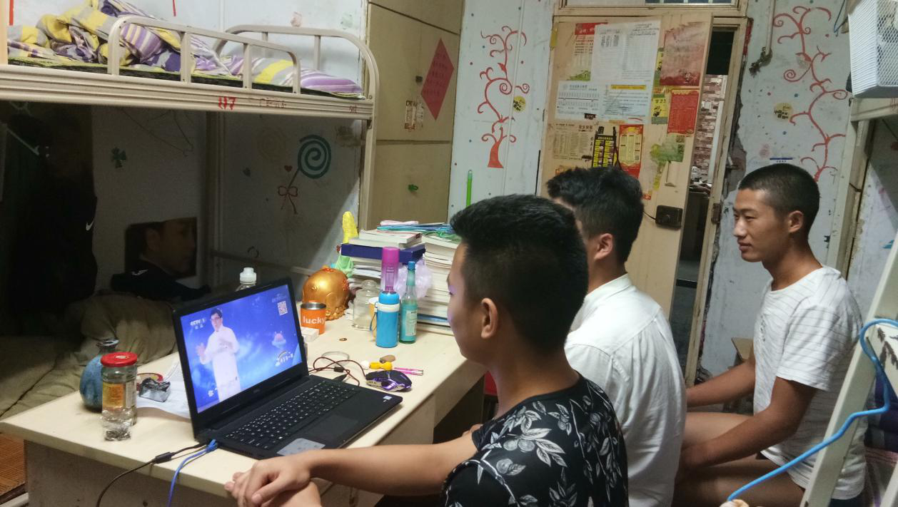 图片1 图片1